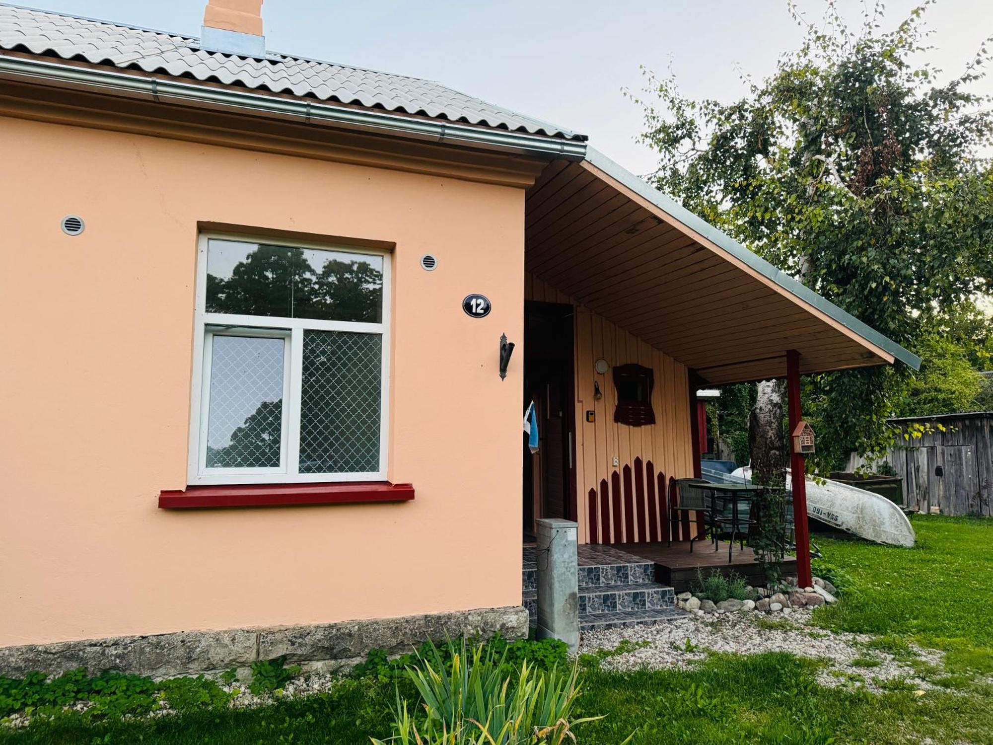 Butas Maria Roomassaare Kuressaare